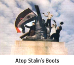1956 Hungarian Freedom Fighters cut the Stalin Statue off at its boots